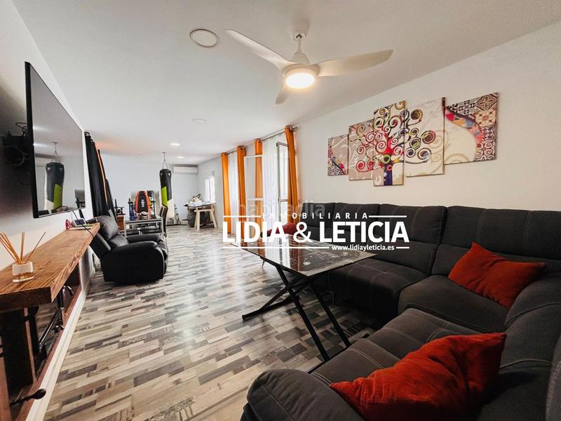 Foto 54b19b43-4706-42c4-85e0-6b1778678535. Casa  de una sola planta en zona Centro, en Centro Alcalá de Guadaira