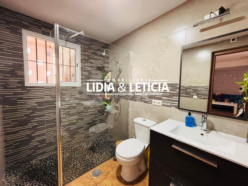 Foto a4b70982-13e8-4294-a9ee-aaa5ef2145c0. Casa  de una sola planta en zona Centro, en Centro Alcalá de Guadaira