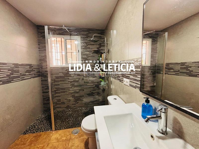 Foto fe75f33a-dafb-4f40-8024-055f5f4c19fe. Casa  de una sola planta en zona Centro, en Centro Alcalá de Guadaira