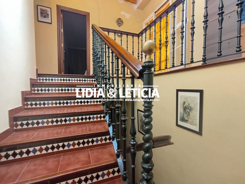 Foto 7f3db9ff-73c7-4a70-bf8b-eb7da4ecc45a. Casa amb aparcament a La Paz Alcalá de Guadaira