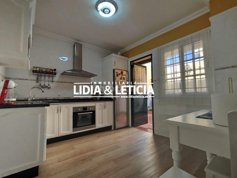 Foto a74057c5-37da-4369-a085-d0ab54b7ce11. Casa amb aparcament a La Paz Alcalá de Guadaira