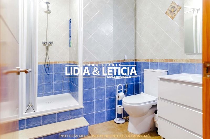 Foto d85e3627-c9aa-47de-9431-cc5a9125105e. Casa amb aparcament a La Paz Alcalá de Guadaira