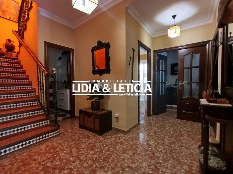 Foto 33a33cd3-dc2e-490e-88d9-8d435beb7c31. Casa amb aparcament a La Paz Alcalá de Guadaira
