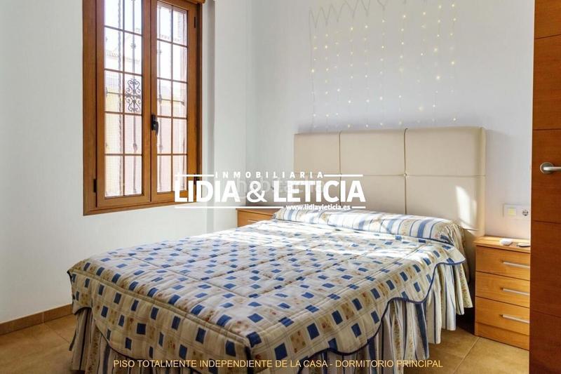 Foto bbfd3c7d-b599-4928-a923-2ba6969e3ca7. Casa amb aparcament a La Paz Alcalá de Guadaira
