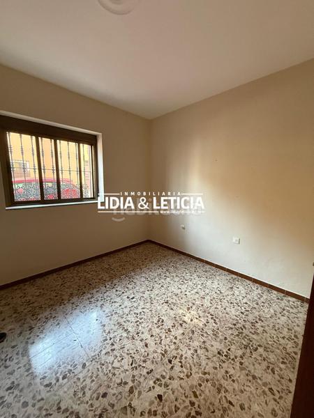 Foto ea174f4c-e52a-425a-9319-0b9a0a928786. Casa con riscaldamento parcheggio in La Paz Alcalá de Guadaira