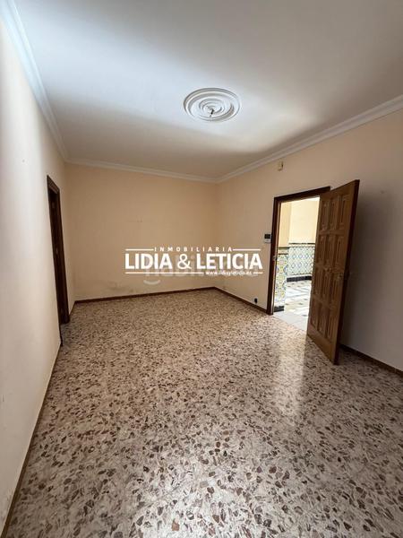 Foto fed1a361-c061-4f56-af51-f869f6314dcd. Casa con riscaldamento parcheggio in La Paz Alcalá de Guadaira