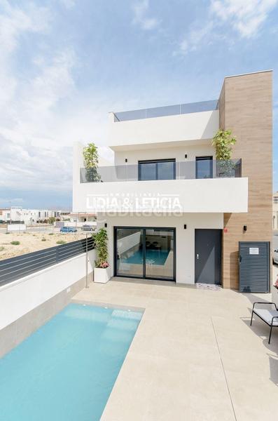 Foto 53ad3c6e-7379-4ec0-9830-f59f833c3055. Terrain résidentiel dans Oromana Alcalá de Guadaira