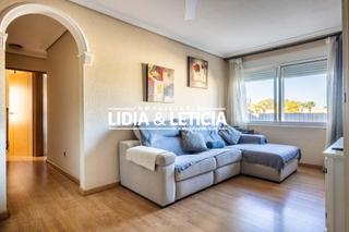 Pis  Coliseo. Exclusivo piso reformado en el corazon de montequinto sevilla