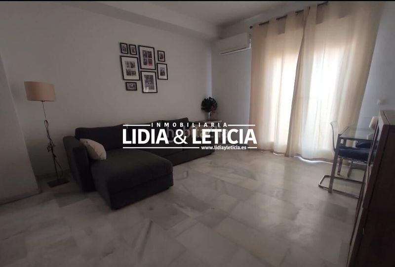 Foto fb22a5fa-8f3a-48bf-a428-d1baec792b42. Apartament a Centro Alcalá de Guadaira