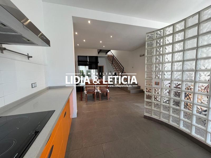 Foto df4b9eb8-9be7-48cb-b0be-e3eeda19d47e. Lloguer casa a Centro Alcalá de Guadaira