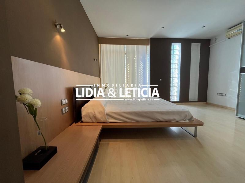 Foto 19b88ce2-85c9-4892-8ab0-1db4c28c2c3a. Location maison dans Centro Alcalá de Guadaira