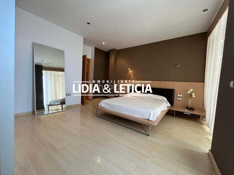 Foto 40966b1d-dc94-4a9a-9691-70c1aa78240e. Location maison dans Centro Alcalá de Guadaira