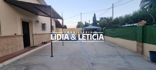 Chalet en Oromana. Chalet rustico en alcala de guadaira inversion
