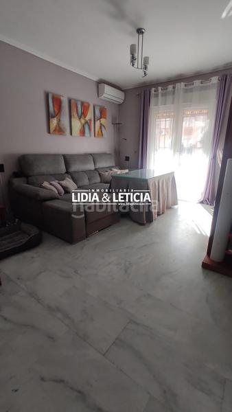 Foto 21e5376a-72f1-422a-9b83-745fb4d1da9a. Appartamento con parcheggio in Los Molinos Alcalá de Guadaira