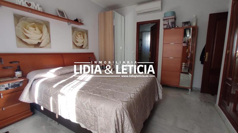 Foto d2280326-ac17-412f-b030-b591b84c7bfe. Appartamento con parcheggio in Los Molinos Alcalá de Guadaira