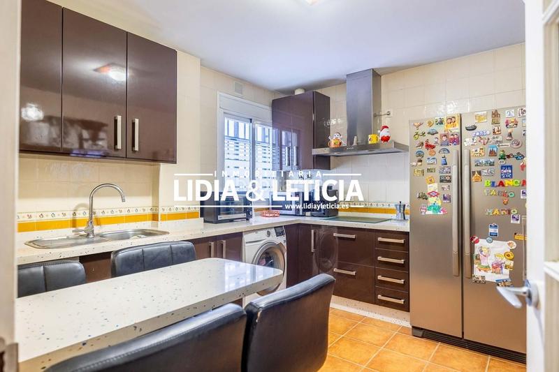 Foto 77953b47-76cc-4f47-9b87-23716d67c148. Appartement avec chauffage parking dans Centro Alcalá de Guadaira