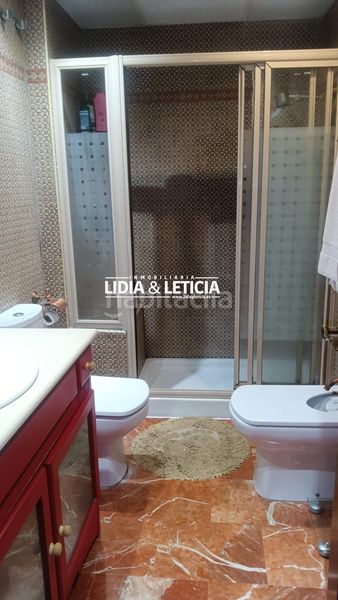 Foto 11c6bac9-b33e-45e6-adc8-f8500ccf364a. Casa amb aparcament a Centro Alcalá de Guadaira