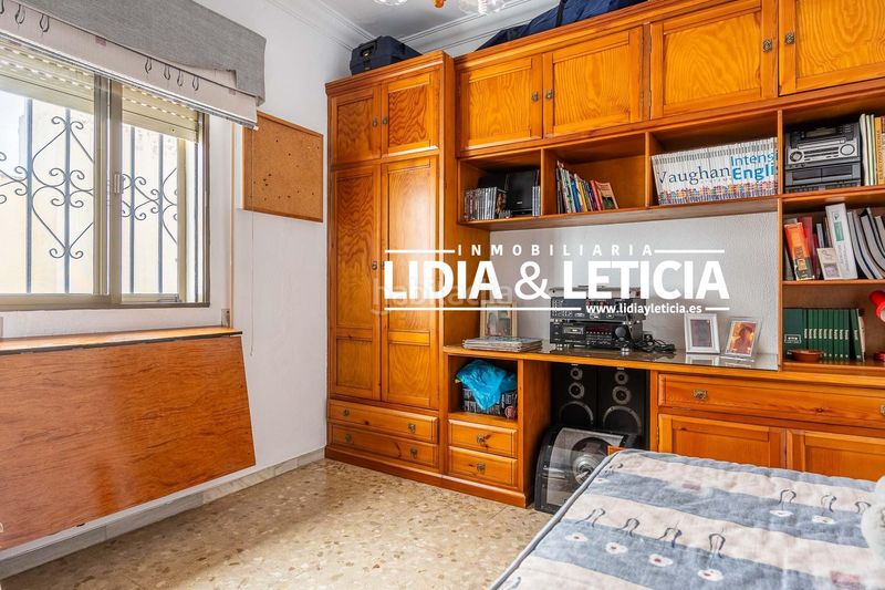 Foto 46efb5bd-59ee-4e15-85dc-5bd2a5d44c7d. Casa a La Paz Alcalá de Guadaira