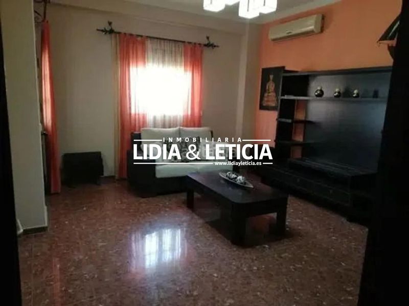 Foto 4c9ad290-9858-44ae-b9b9-a7e808455296. Casa amb aparcament a Los Molinos Alcalá de Guadaira