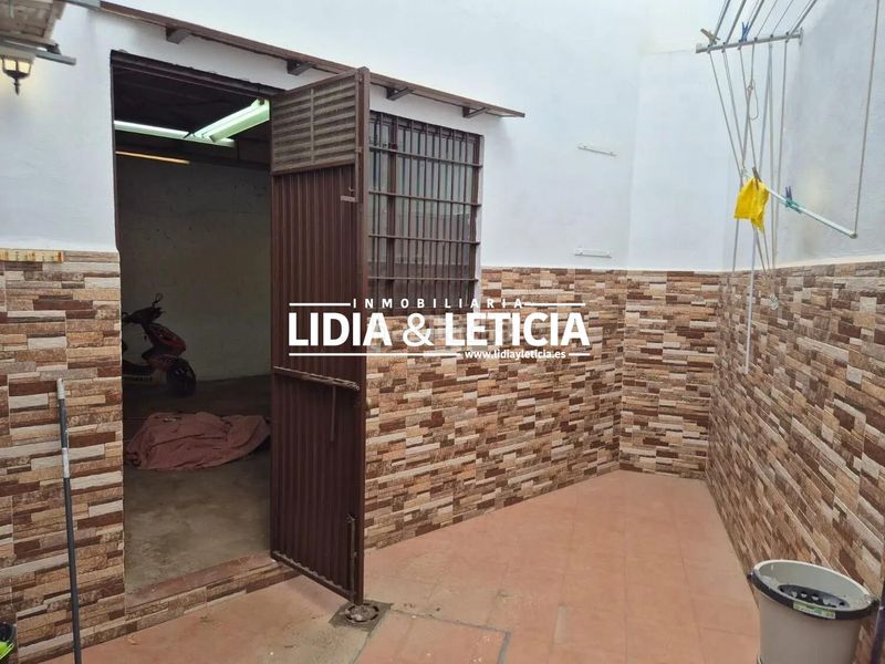 Foto cd607135-3437-4549-8e26-cd7d38c32e75. Casa amb aparcament a Los Molinos Alcalá de Guadaira