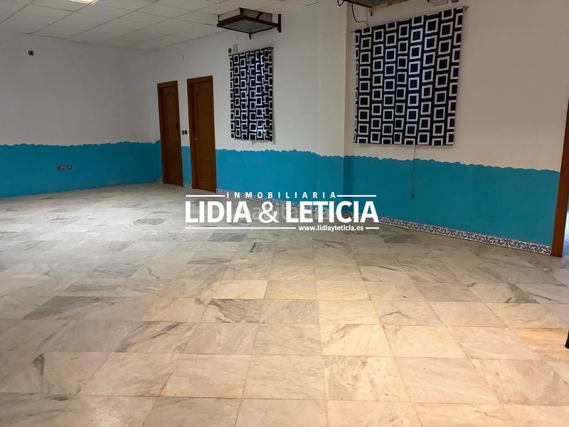 Foto 5288bf1e-0657-4868-aae7-16aa648c32e3. Local comercial  centro en Mairena del Alcor