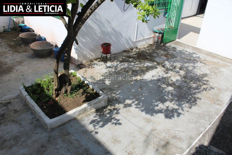 Foto 05a987da-e69b-41c8-aecd-70ee75ce9cec. Casa amb aparcament a Centro Alcalá de Guadaira