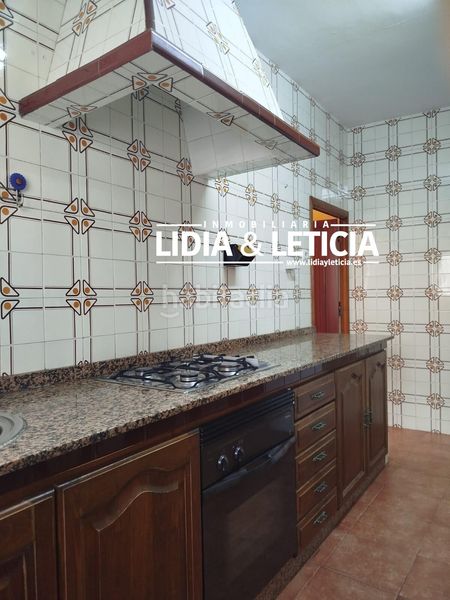 Foto 13d70fc9-3fe4-46a5-96c4-a4960c5009fb. Casa amb aparcament a Centro Alcalá de Guadaira