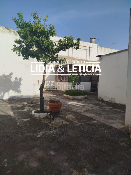 Foto 1801c688-ba88-4a2c-b56a-ad4074f08fe9. Casa amb aparcament a Centro Alcalá de Guadaira