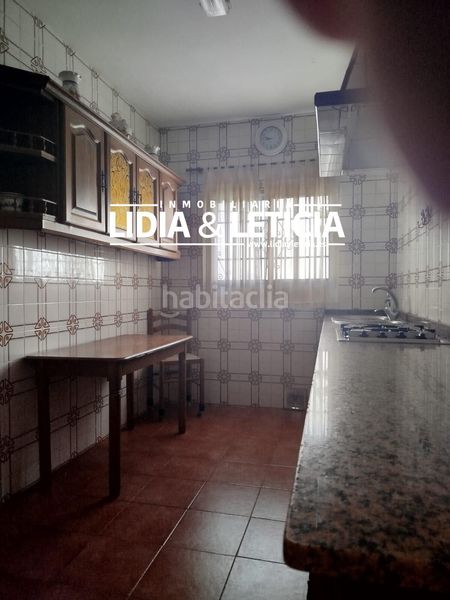 Foto 86f32459-2843-43a9-89bf-7b2030ddd3e2. Casa amb aparcament a Centro Alcalá de Guadaira