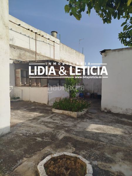 Foto eb35b525-92d4-44d0-ab85-7371820d6b60. Casa amb aparcament a Centro Alcalá de Guadaira