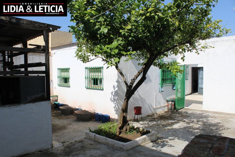 Foto fcd05109-7ce4-4682-8be9-2bc26ed809ec. Casa amb aparcament a Centro Alcalá de Guadaira