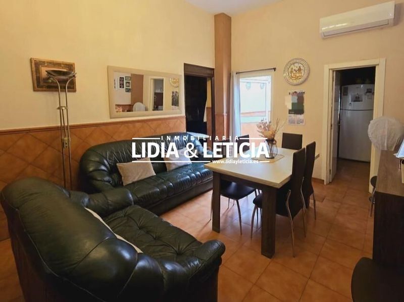 Foto e656a3e4-d3a1-476f-bc4b-0a06322f9690. Maison avec parking dans Nueva Alcalá Alcalá de Guadaira