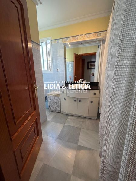 Foto 55a66b23-91b3-4e1e-9cdd-b655285f6a8b. Casa amb aparcament piscina a Centro Alcalá de Guadaira