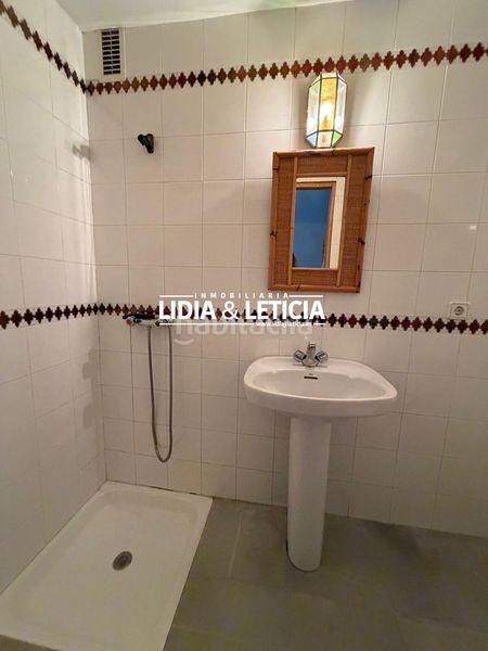 Foto 86c42c1a-1bd2-45f1-9443-2aa66eb60c71. Casa amb aparcament piscina a Centro Alcalá de Guadaira