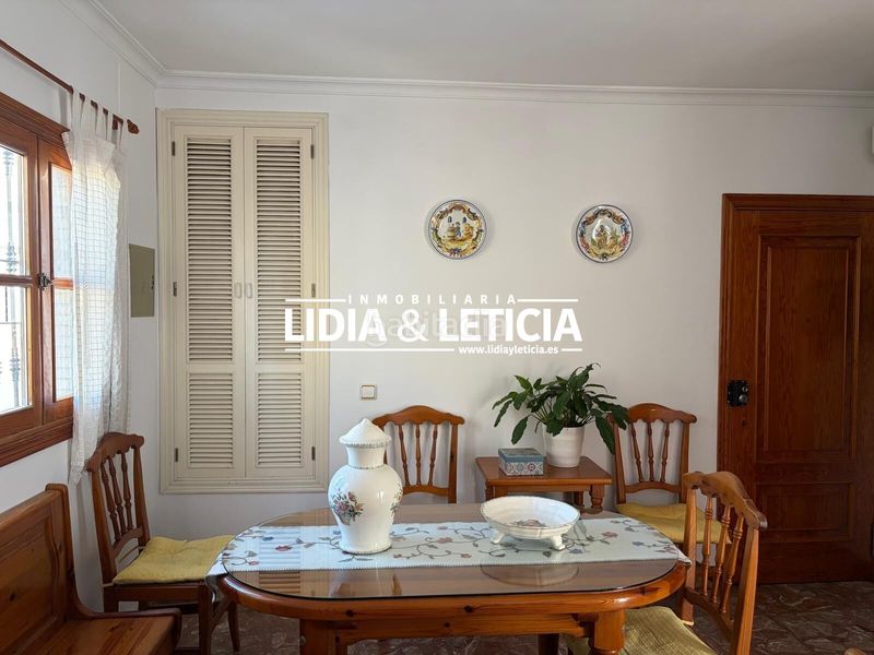 Foto d7882786-c555-4023-99f0-6afad35dc669. Casa amb aparcament piscina a Centro Alcalá de Guadaira