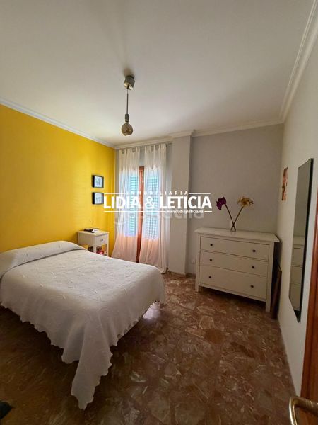 Foto dae7316d-199c-4758-9003-dd369aa2fa95. Casa amb aparcament piscina a Centro Alcalá de Guadaira