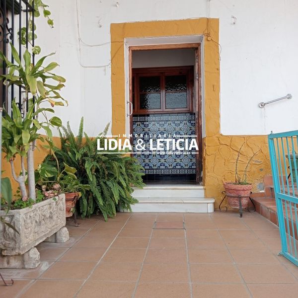 Foto c22da0a8-16c0-4be8-90bd-bef039ef0d0a. Casa amb aparcament piscina a Oromana Alcalá de Guadaira