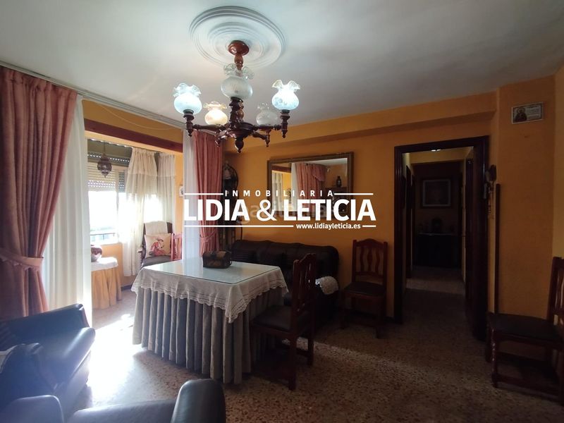 Foto f7fd2861-8e88-4175-aa43-c6e4ddf1acc2. Pis a La Paz Alcalá de Guadaira