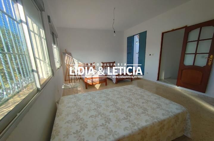 Foto 709b5590-3cdf-4da3-8e9c-e812bb26a604. Xalet amb piscina a Viso del Alcor (El)