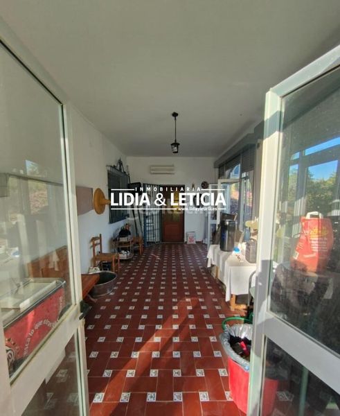 Foto d06d386d-044b-4eee-a076-6e514efe91ba. Xalet amb piscina a Viso del Alcor (El)