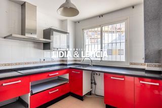 Flat in Centro. Espectacular piso con vistas al parque en alcalá de guadaira. co