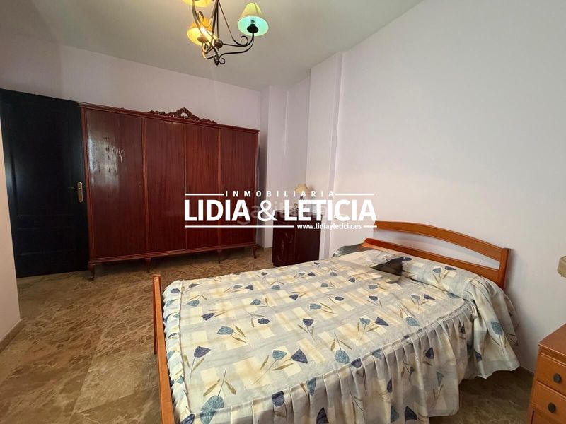 Foto 5694dc64-ef6b-4f5b-a529-11d1eda88fe2. Casa adossada amb aparcament a Nueva Alcalá Alcalá de Guadaira