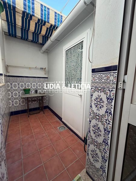 Foto f6dc0a38-042d-442b-a2a9-34b2ee52b160. Casa adossada amb aparcament a Nueva Alcalá Alcalá de Guadaira