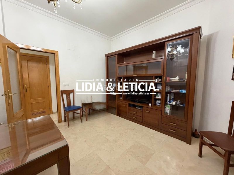 Foto c17092a5-b413-4e81-9e0c-cd8f52496e94. Pis amb aparcament a colores - entreparques Sevilla