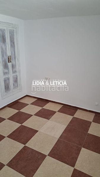 Foto fdc3c30e-8fc7-4290-9b46-2365fe9031b6. Casa a La Paz Alcalá de Guadaira