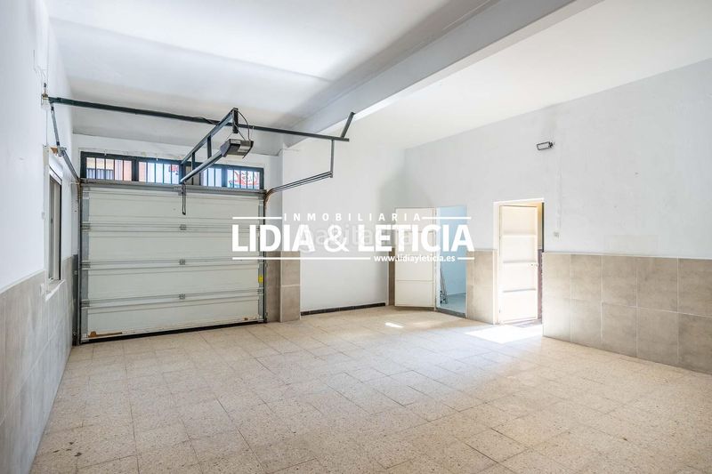 Foto 43283fee-3f5d-4eee-b470-49f1a3c10cfe. Casa amb aparcament a Nueva Alcalá Alcalá de Guadaira