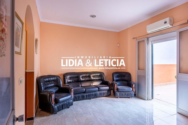 Foto bc05d374-4217-4dc9-9776-16a583ce9f0d. Casa amb aparcament a Nueva Alcalá Alcalá de Guadaira
