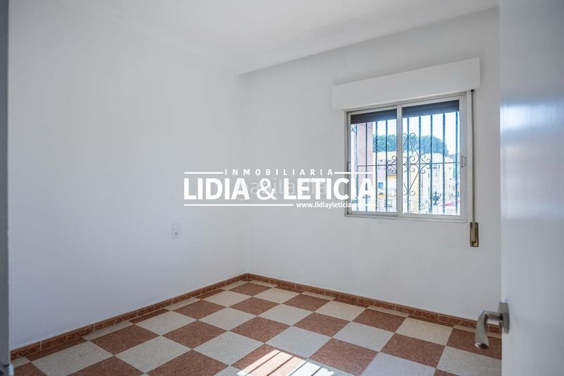 Foto cd368e86-1138-434a-8ab8-b6267eec4469. Casa amb aparcament a Nueva Alcalá Alcalá de Guadaira