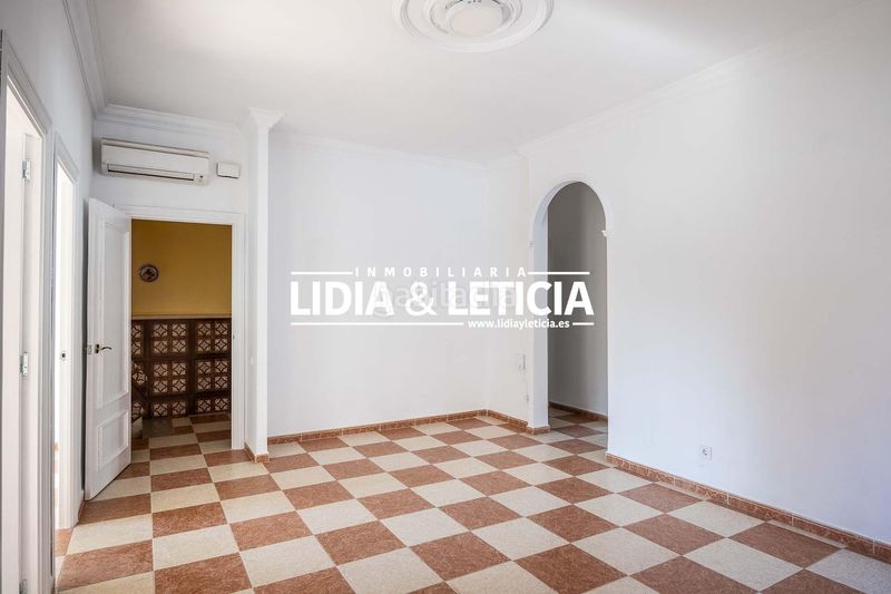 Foto d930a7af-14ef-4835-a3fb-48c6147cfbcb. Casa amb aparcament a Nueva Alcalá Alcalá de Guadaira