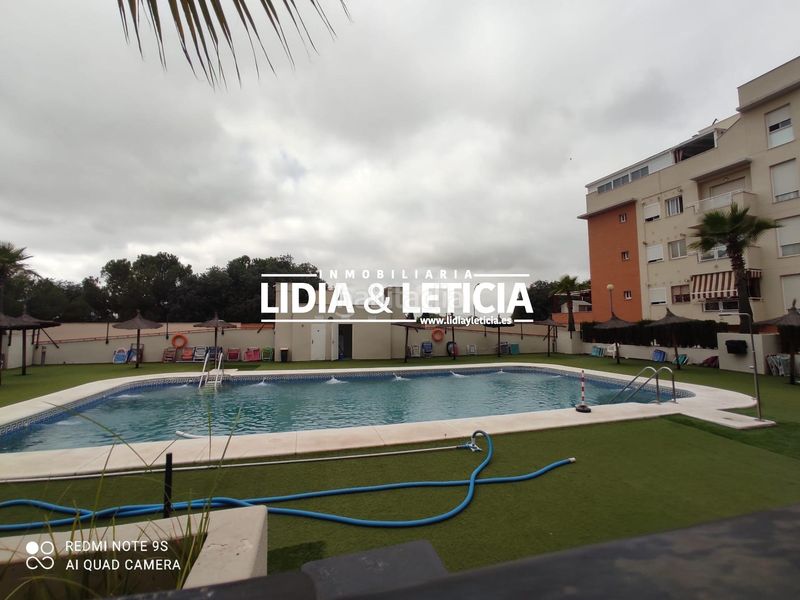 Foto e3c9b88c-5a86-43ad-98a4-2c703bed12fe. Pis amb piscina a Centro Alcalá de Guadaira